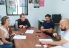 Reunión con familias beneficiadas por el programa BA CREA