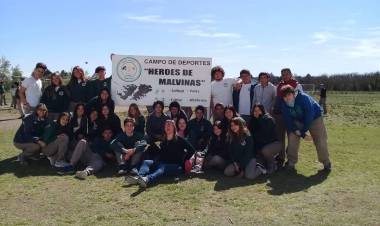 El Campo de Deportes de la Agro se llama "Héroes de Malvinas"