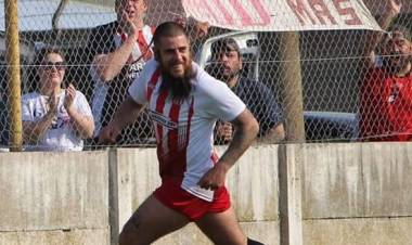 "Loly" Acosta goleador