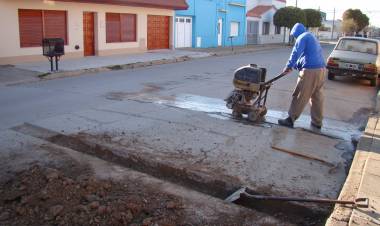 Bacheo en calle Medina al 500