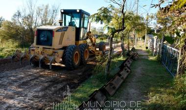 Cordón cuneta en la ciudad