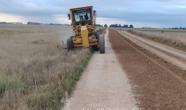 Consolidación, refacción, nivelación, desagües y perfilado en caminos provinciales
