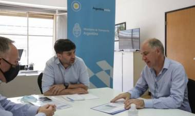 El Intendente gestionó por terrenos, obras para el 2022 y la Terminal de Ómnibus