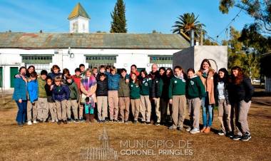 Alumnos comprometidos con las mascotas