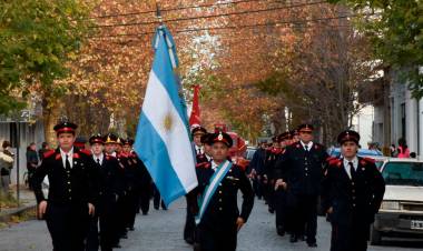 Desfile y Acto por el Día del Bombero Voluntario