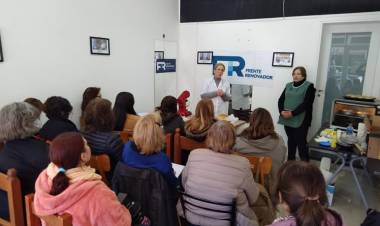 "Son muchas las familias que obtienen un ingreso gracias al emprendedorismo"