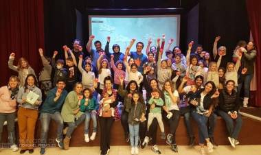 Presentación del libro "El pequeño malabarista" y taller de malabares