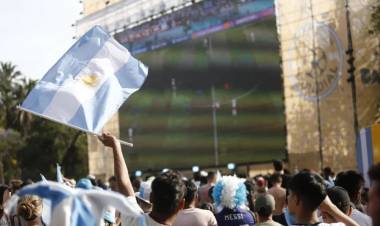 El Intendente Lisandro Matzkin anunció la colocación de una pantalla gigante para vivir la Final de Qatar 2022