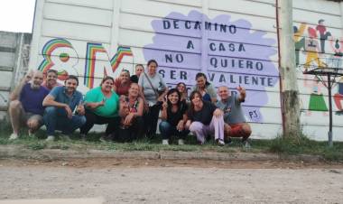 #8M: Integrantes del PJ-Frente de TODOS pintaron un mural