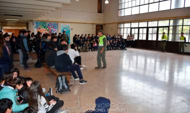 Charlas de seguridad vial en escuelas pringlenses
