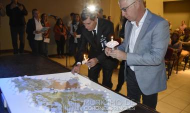 Acto en conmemoración a la Gesta de Malvinas