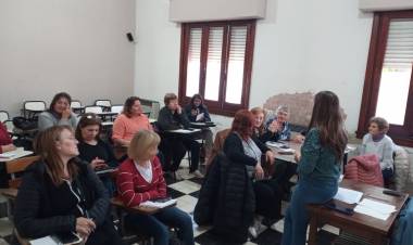 Comenzaron los cursos UPAMI para adultos