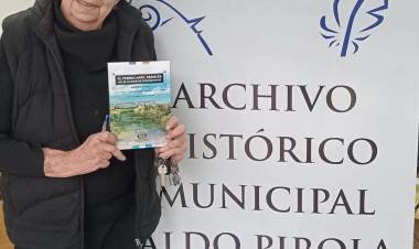 Importante visita al Archivo Histórico local
