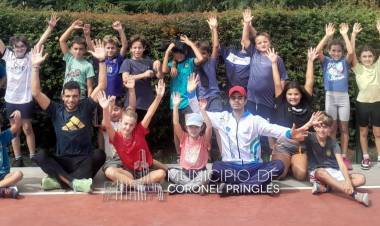 Con 18 inscriptos comenzaron las clases de atletismo en el Balneario Municipal
