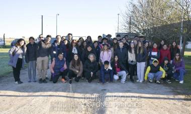 Alumnos del 1° y 2° año del CEPT N°3 Don Alfredo visitaron la PTRSU