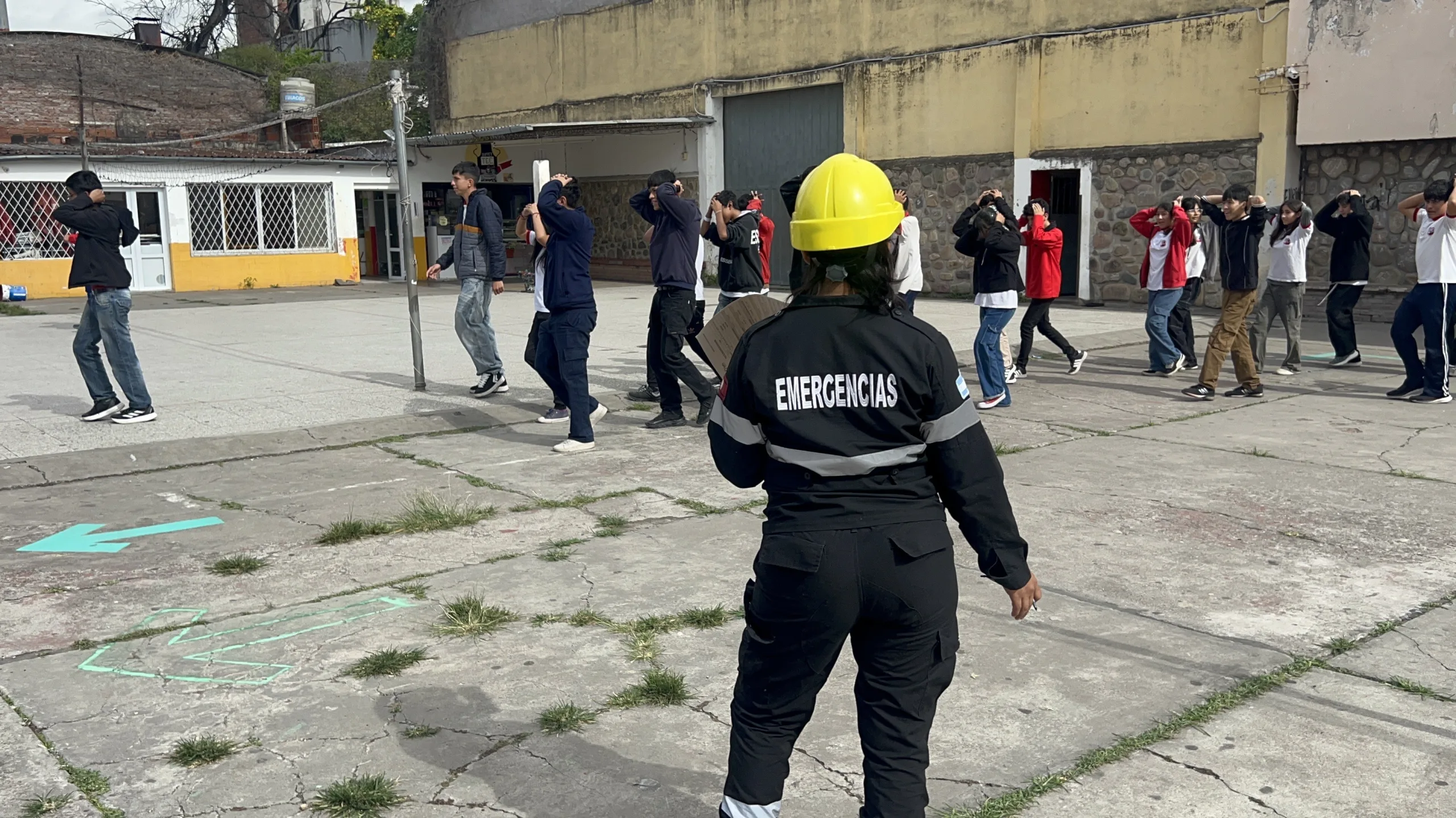 HCD: Vecino propone se implemente el Programa de Seguridad Escolar Integral y Simulacros Obligatorios
