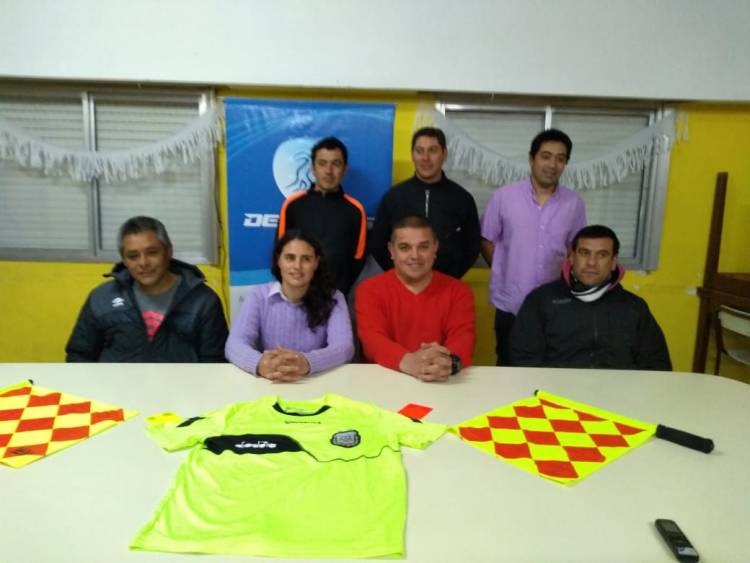 La Liga Pringles de Futbol se volvió a reunir con los árbitros