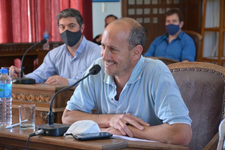 "Voy a estar a disposición de la Mesa para informar sobre la labor del Concejo"
