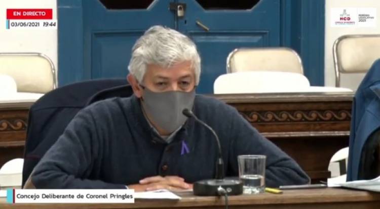 "Hay que reducir impuestos para que los sectores productivos puedan seguir creciendo con sus propios recursos"