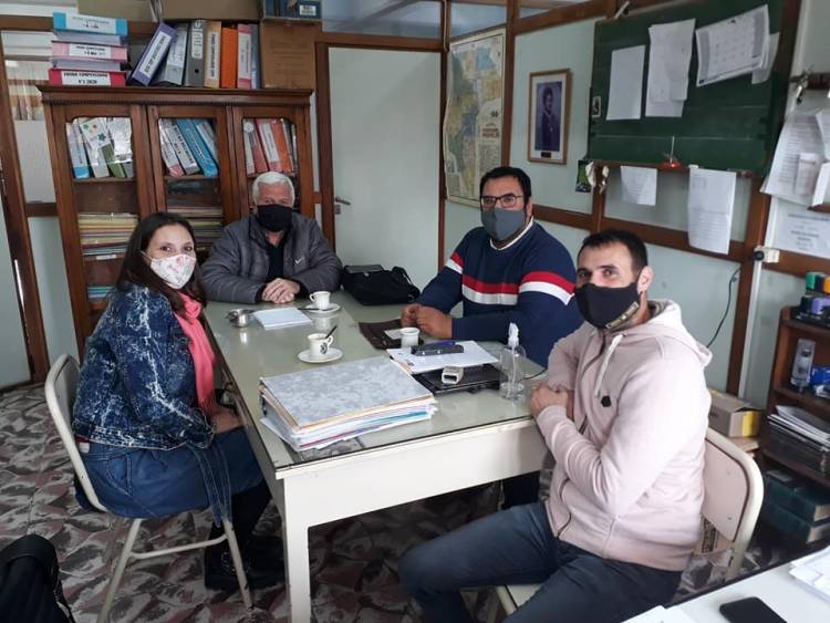 Reunión de trabajo en el Consejo Escolar