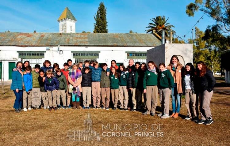 Alumnos comprometidos con las mascotas