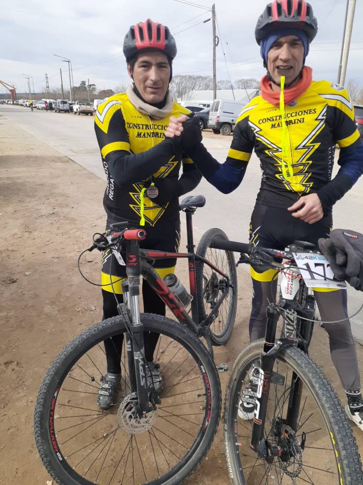 Ciclistas locales corrieron en Tandil