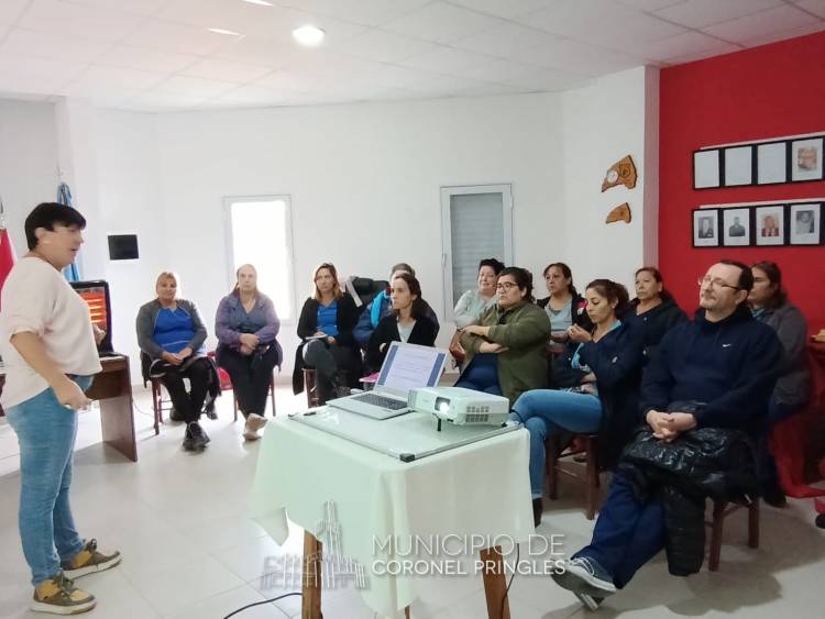 “Cómo nos comunicamos-Herramientas para una mejor comunicación”