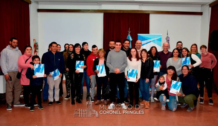 En el marco del Programa Municipal de Acceso al Suelo, la comuna entregó 14 terrenos fiscales