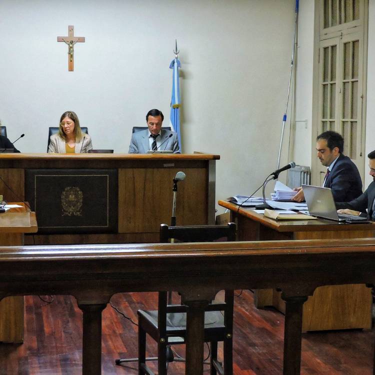 Piden 3 años de prisión para la pareja acusada de lesiones gravísimas agravadas en perjuicio de su hija