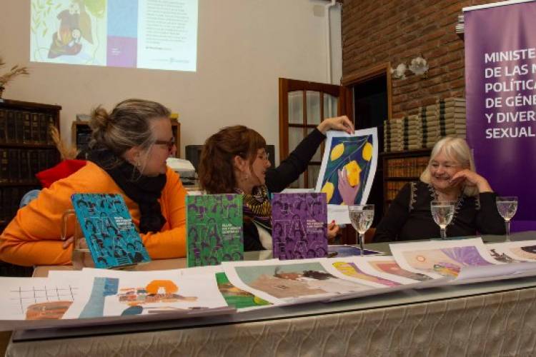 Se presentó el tercer libro "Ellas No Fueron Contadas" en Coronel Pringles
