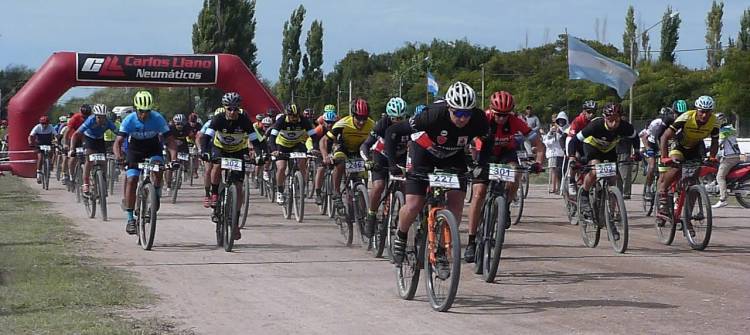 Ciclismo: Gran Premio 21° Aniversario
