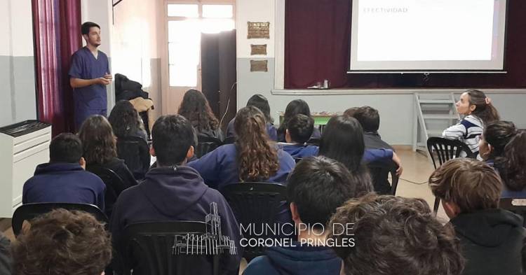 Charla a los alumnos del Instituto Verdier