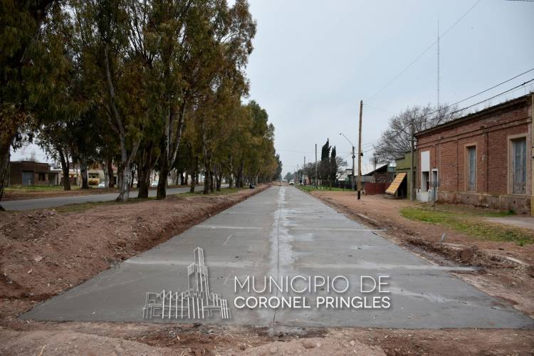 Continúa avanzando el pavimento en la colectora del Boulevard 1