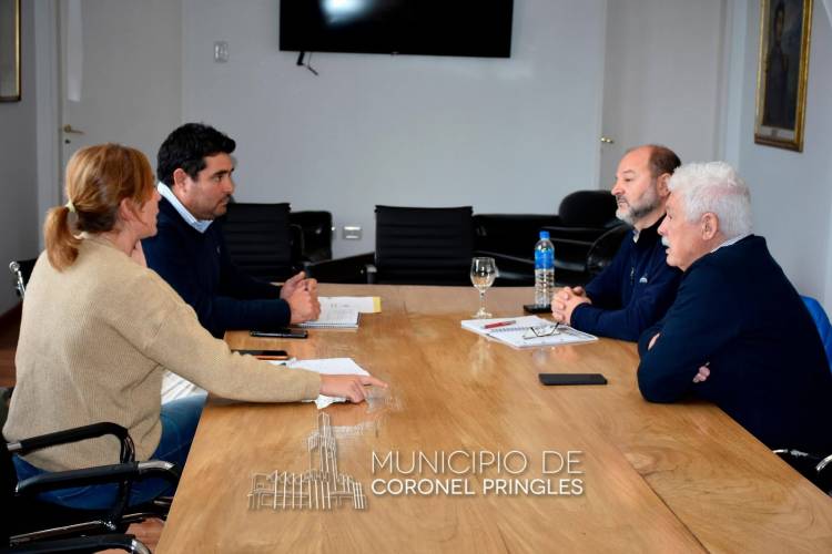 Reunión con Ingenieros