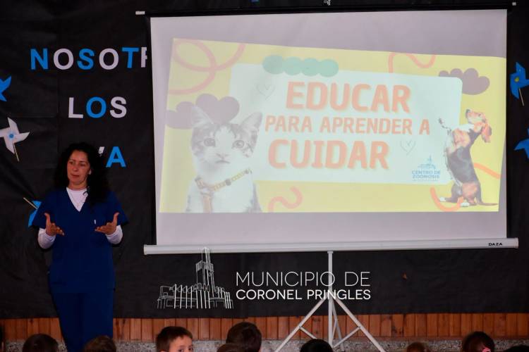 Charla sobre tenencia responsable